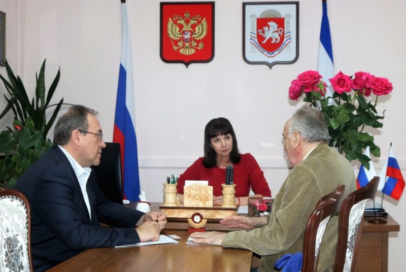 Crimea News Feed: Tatyana Manezhina held a Working Meeting with Valery Ruzin, President of the Eurasian Academy of Television and Radio