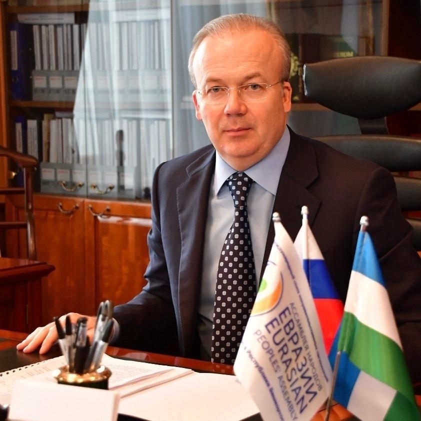 Secretary General Wishes Happy Birthday to Andrey Nazarov 