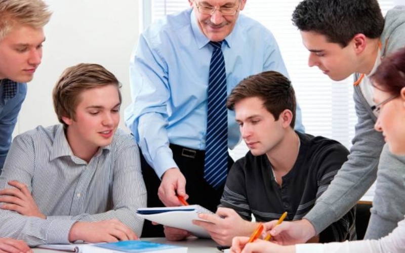 RUБЕЖ: Всероссийское совещание по реализации проекта «Наше будущее. Новые лица» провели на федеральной образовательной платформе «Сферум»