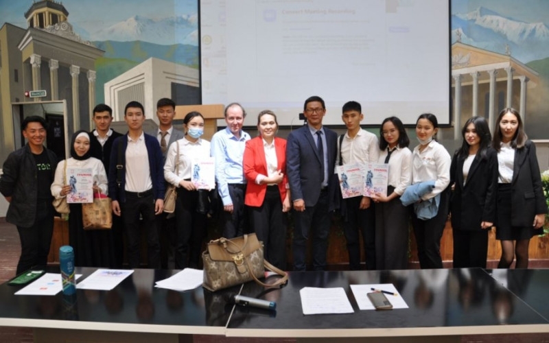 Вечерний Бишкек. Дятленко: Евразийская интеграция для КР – это возвращение в Евразию