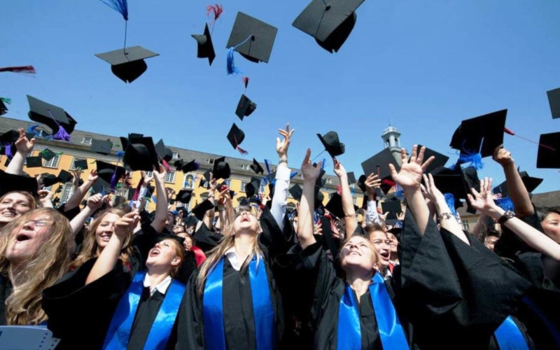 Лекторий МАНЕ. Эксперты об образовании в Евразии: возможности, тренды, программы