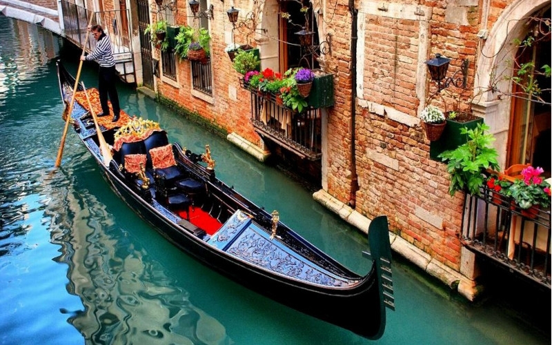 Счастье народов мира: Италия