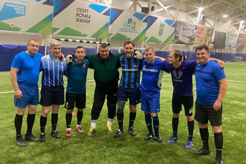 В Уфе завершился второй межвузовский турнир выпускников, посвящённый Дню Республики Башкортостан