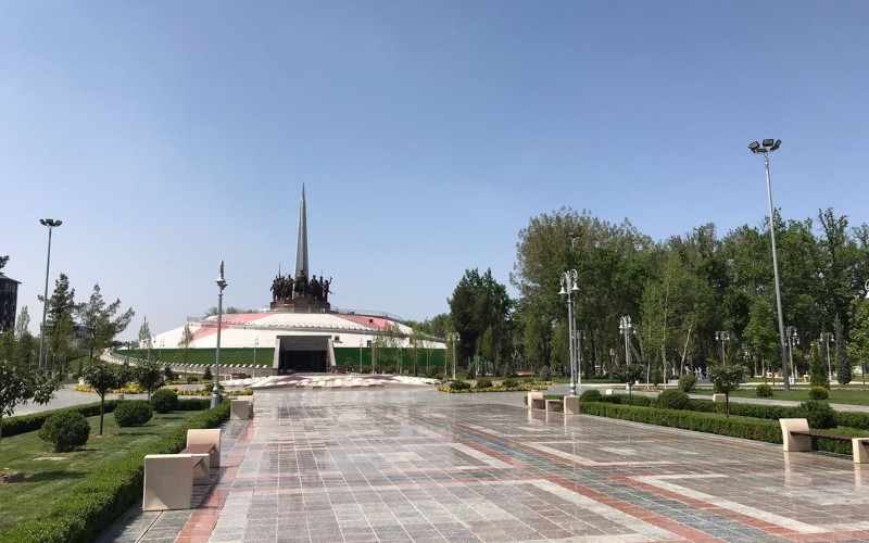 Valery Ruzin presented the Immortal Memory Megaproject at an International Conference in Uzbekistan