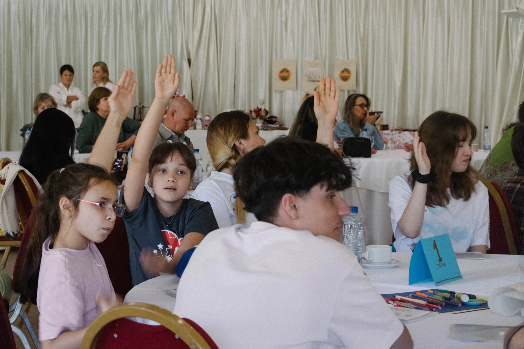 Дети из России, Германии и Туниса стали участниками уникального дружеского триатлона «МИРоКИТ» в ходе Дней Ассамблеи Народов Мира в Тунисе