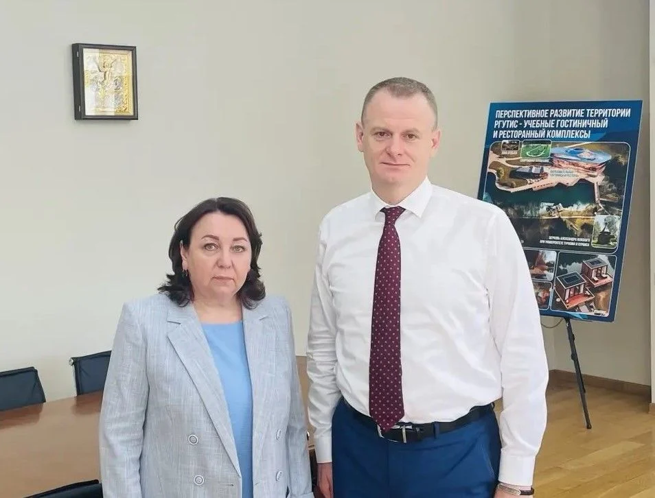 Ассамблея Народов Мира провела встречу с ректором Российского государственного университета туризма и сервиса