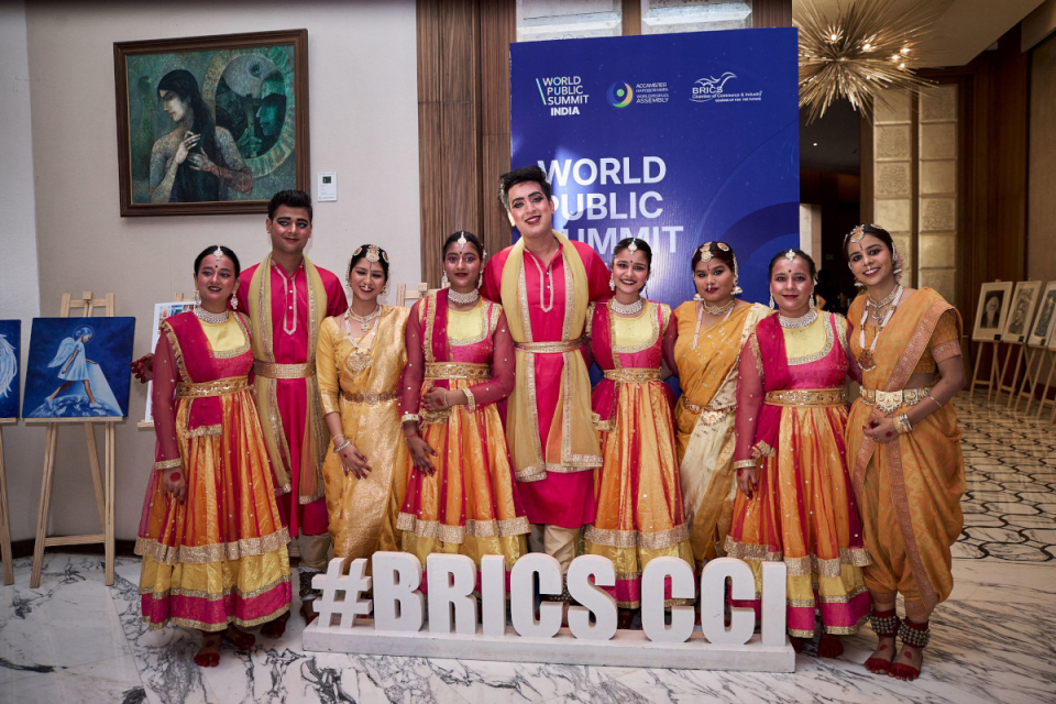 В Индии на международном круглом столе вывели «Формулу национального счастья»