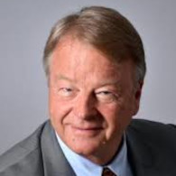 ТОМАСХАУЗЕН Андрэ