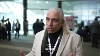 Адель Кхозам: «Нам нужно объединить наши голоса, чтобы вести диалог ради мира»